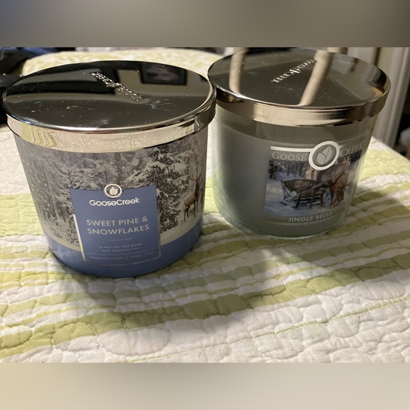 goose creek Accents 2 Goose Creek 3 Wick Candle Jingle Bells Sweet